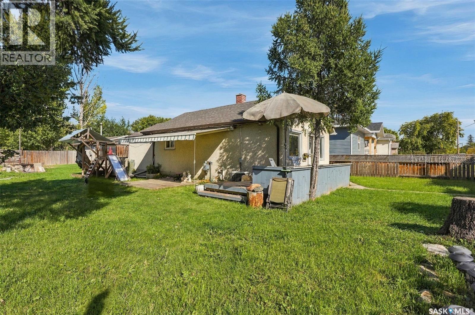 2210 20Th Street W, Saskatoon, SK