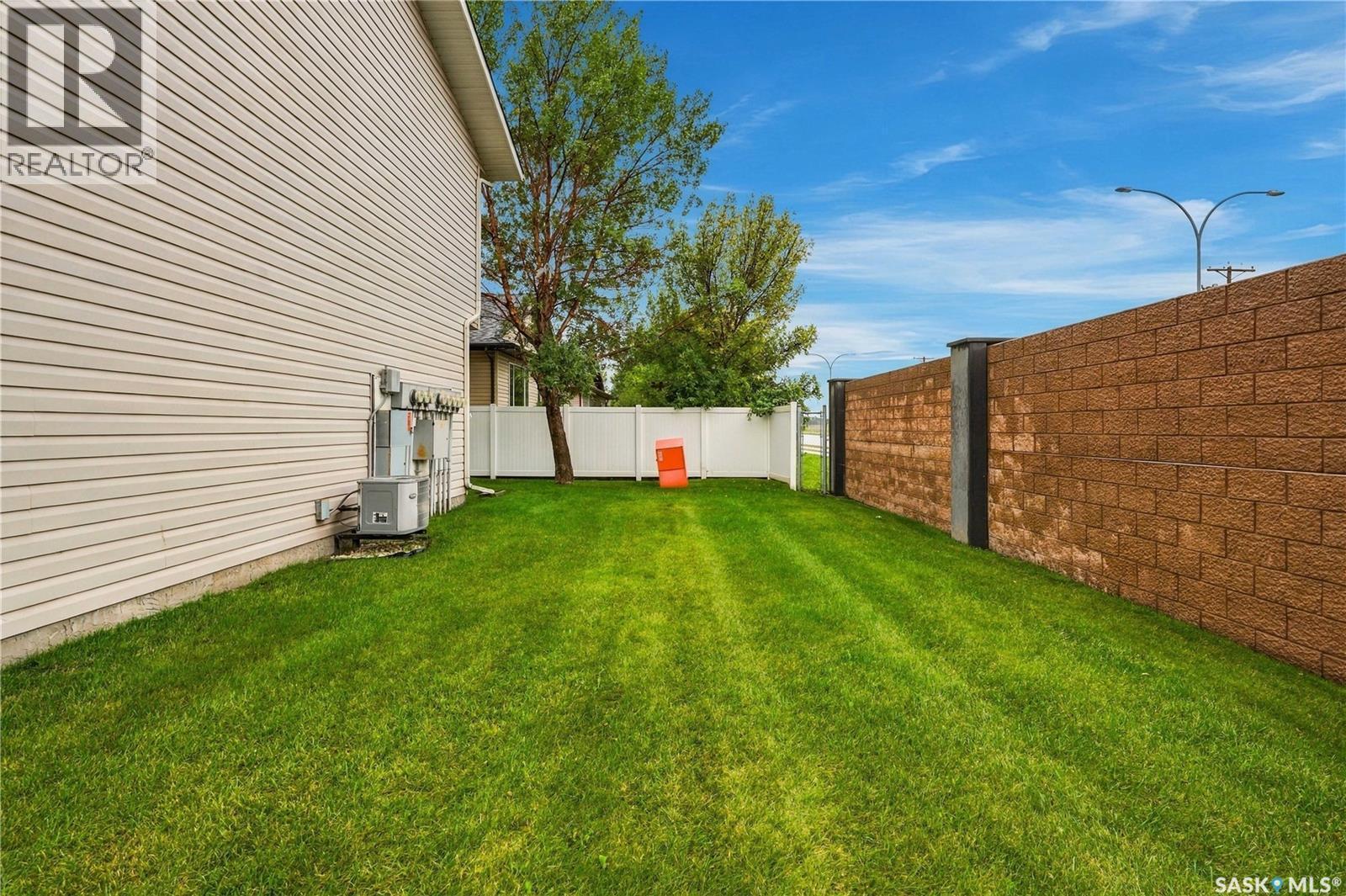 8 809 Kristjanson Road, Saskatoon, SK