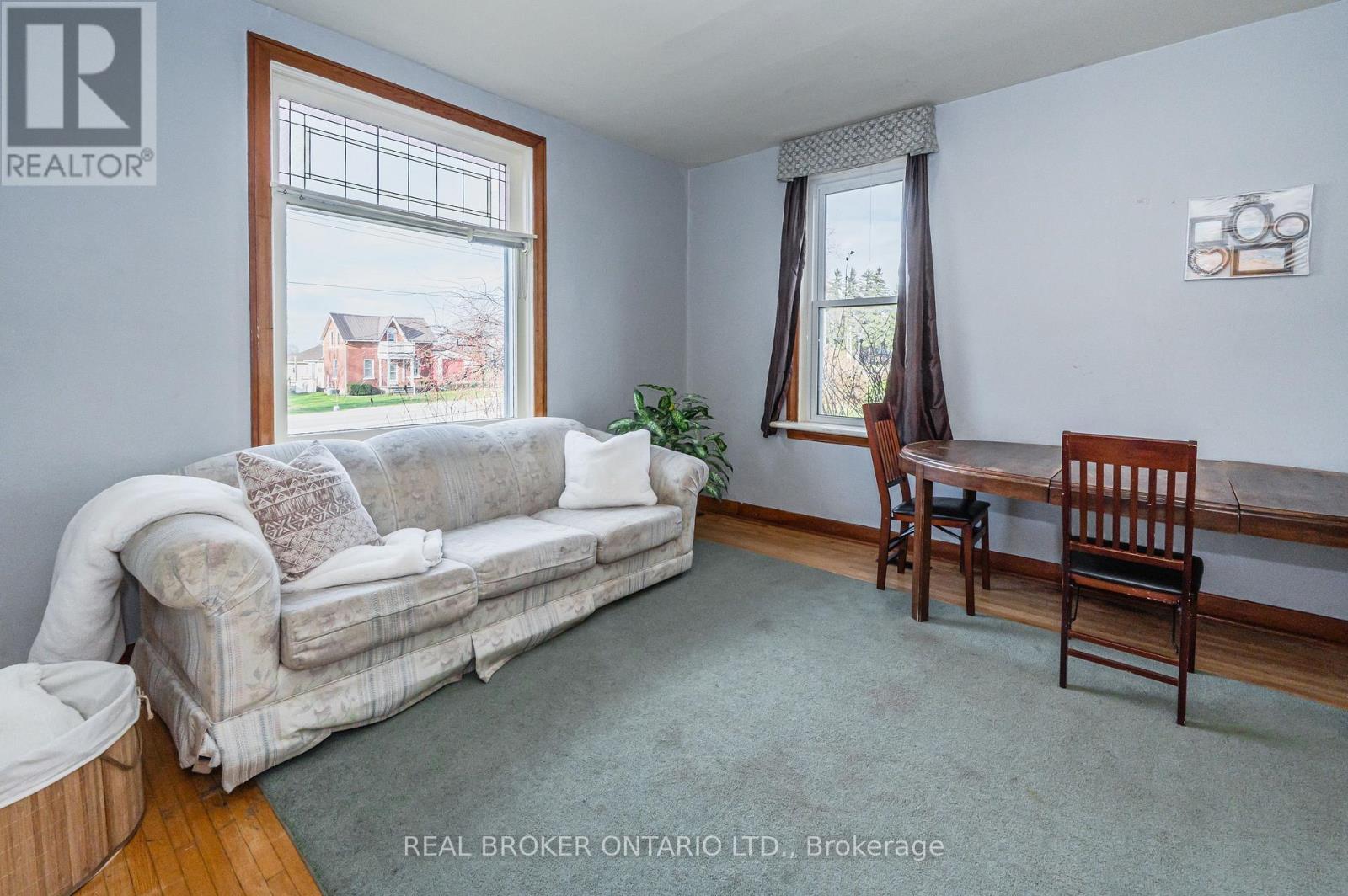 3027 Patrick Street, Howick, ON