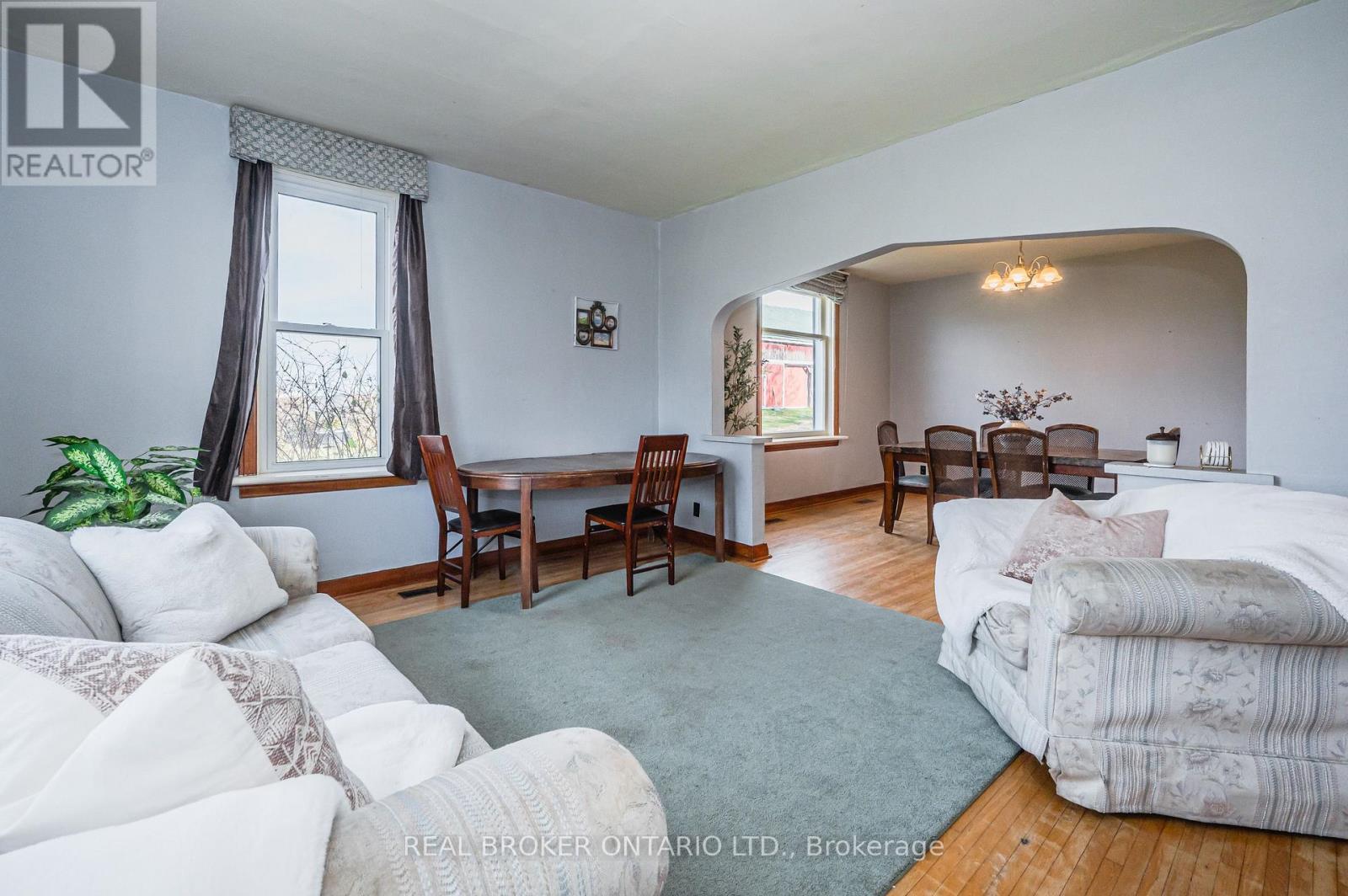 3027 Patrick Street, Howick, ON