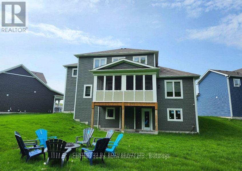 Muskoka Room and Walkout Basement - 22 Dyer Crescent, Bracebridge, ON