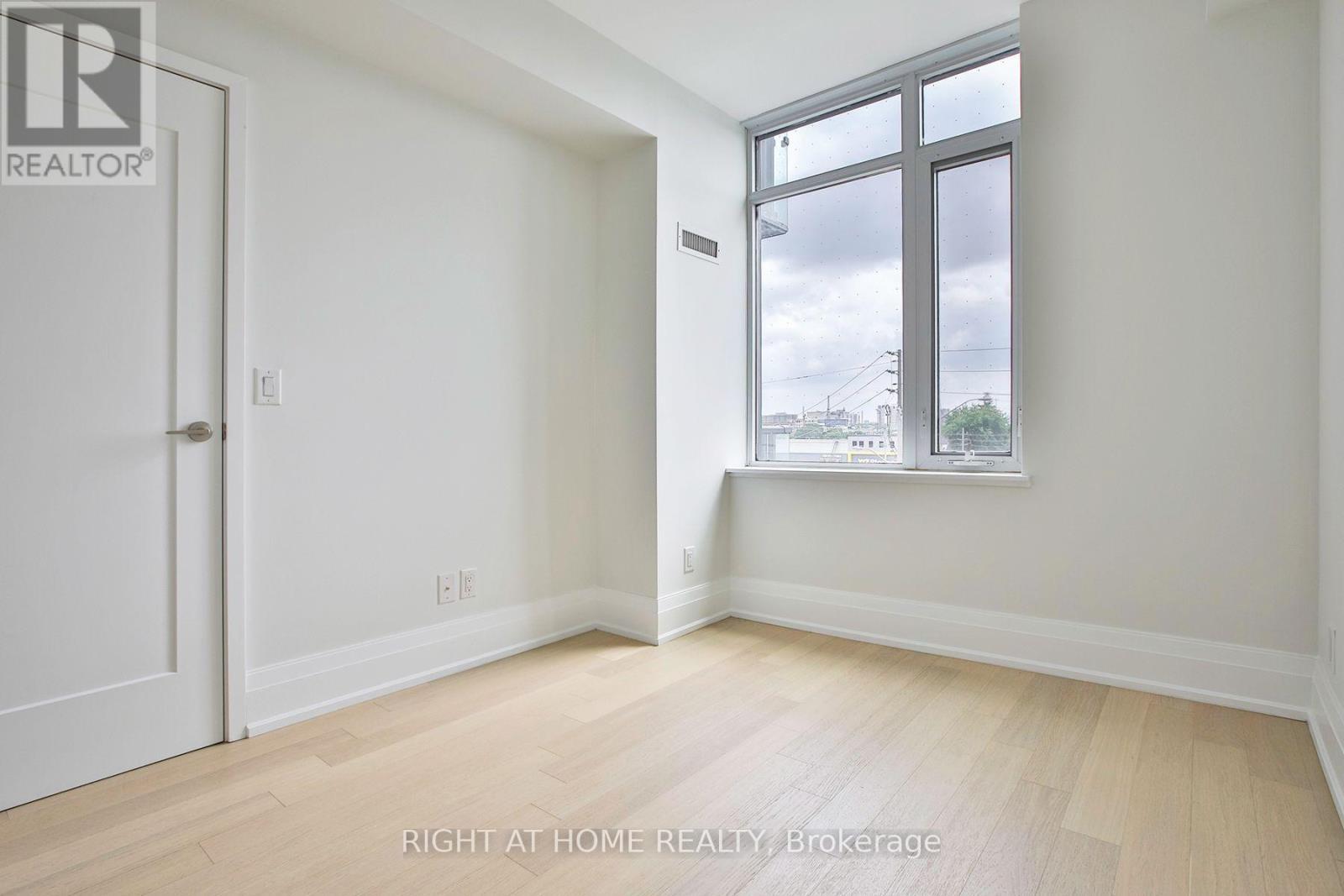 308 - 25 Malcolm Road, Toronto, ON