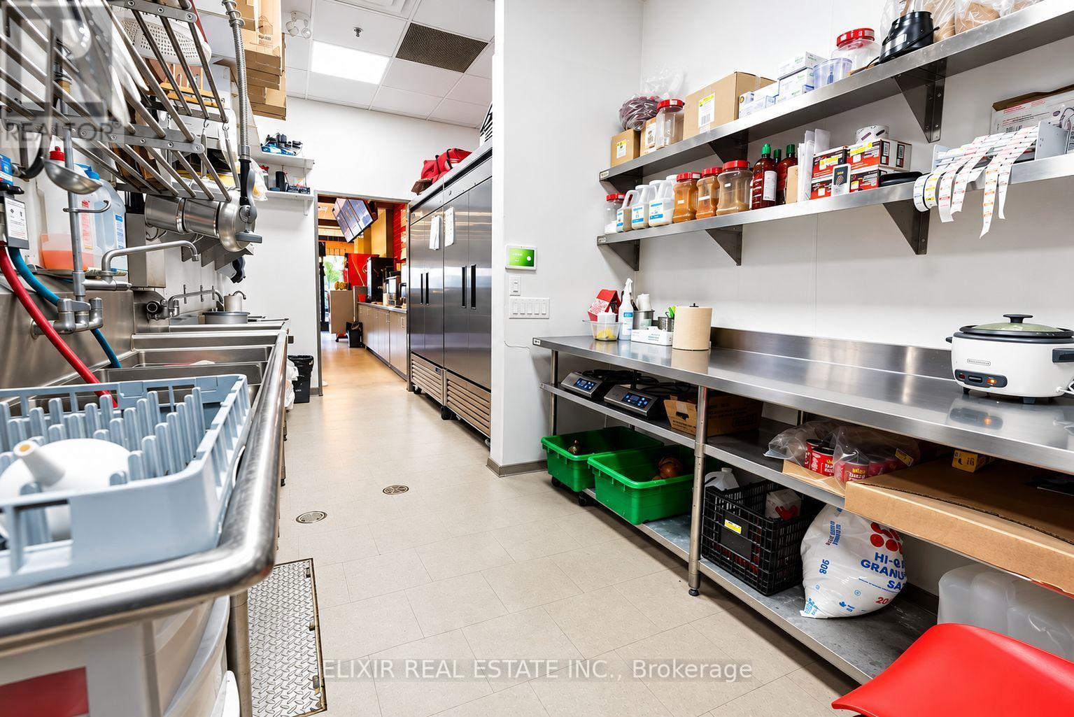 C410 - 80 Dundas Street E, Hamilton, ON