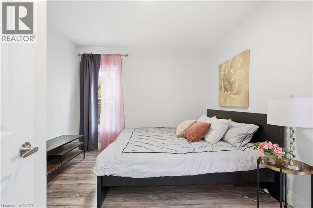 5098 St Lawrence Avenue, Niagara Falls, ON