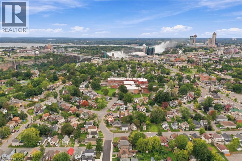 5098 St Lawrence Avenue, Niagara Falls, ON