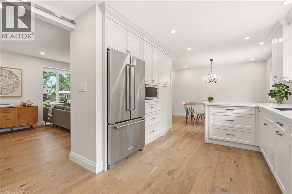3368 Guildwood Drive, Burlington, ON