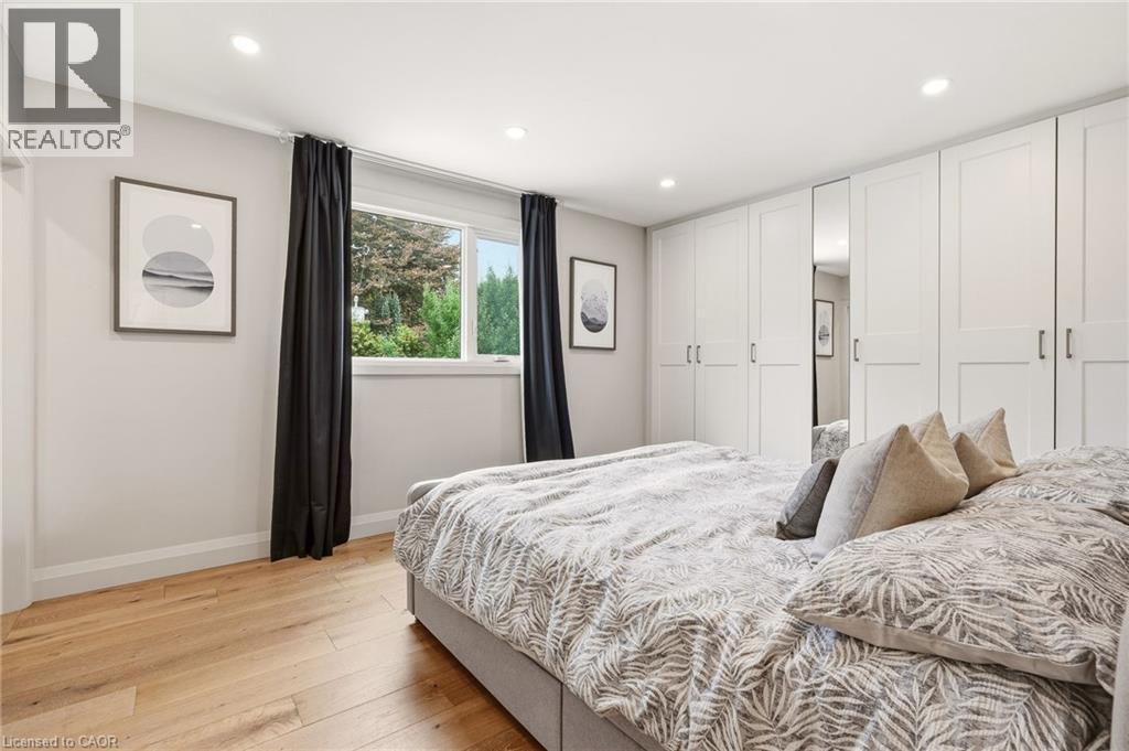 3368 Guildwood Drive, Burlington, ON