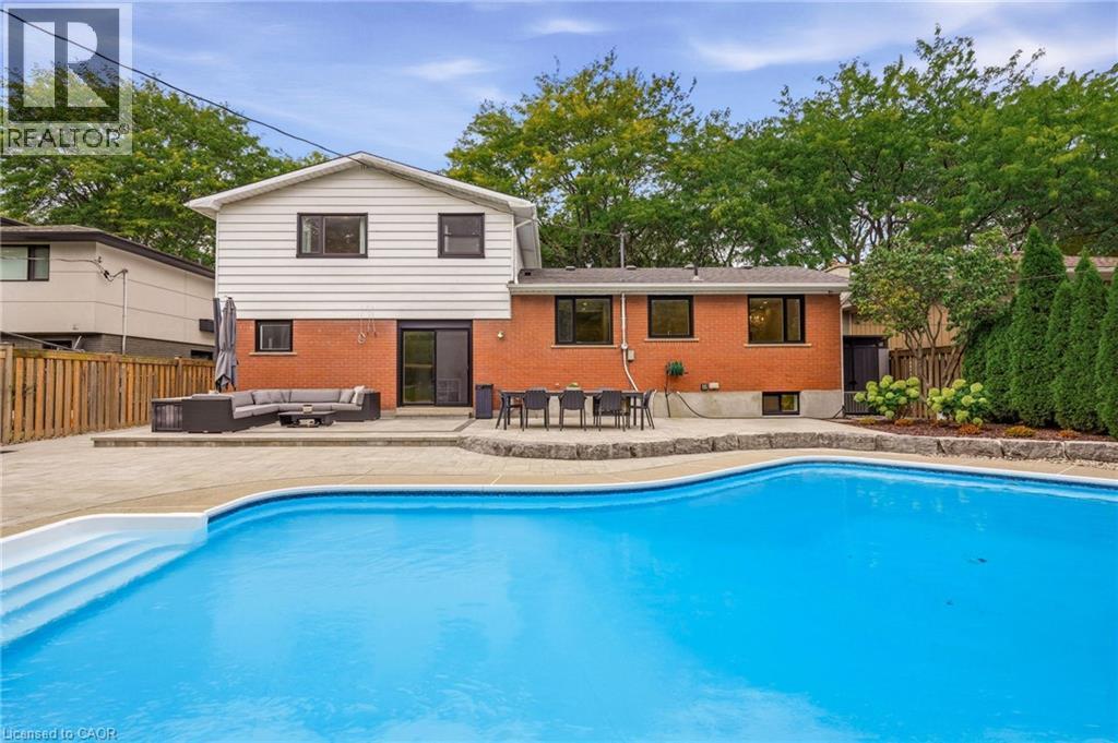 3368 Guildwood Drive, Burlington, ON