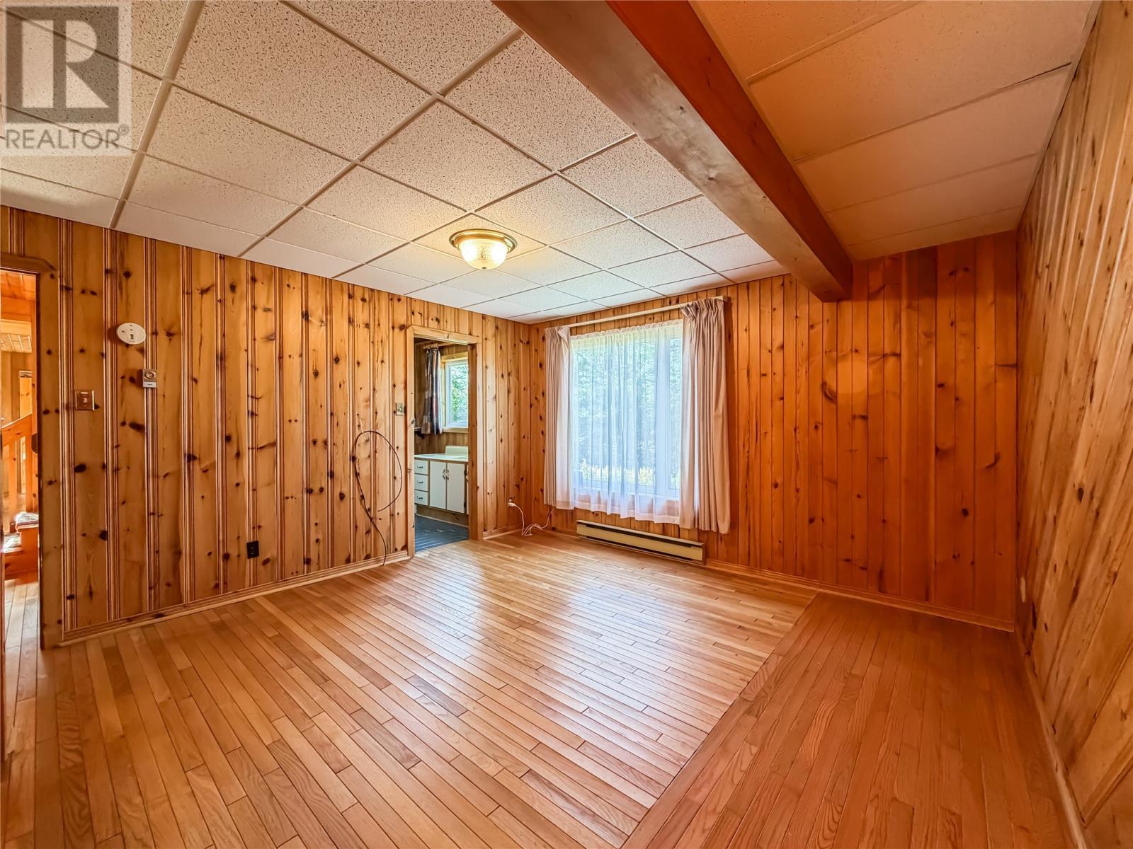 First floor bedroom with full bathroom - 157 Kimberley Farm Drive, Winterland, NL