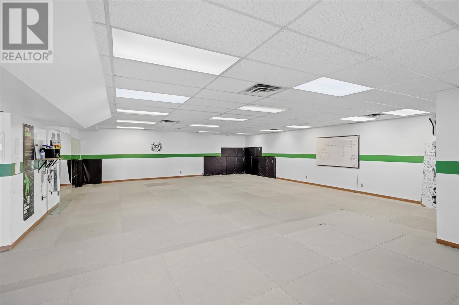 258 Queen St E, Sault Ste. Marie, ON