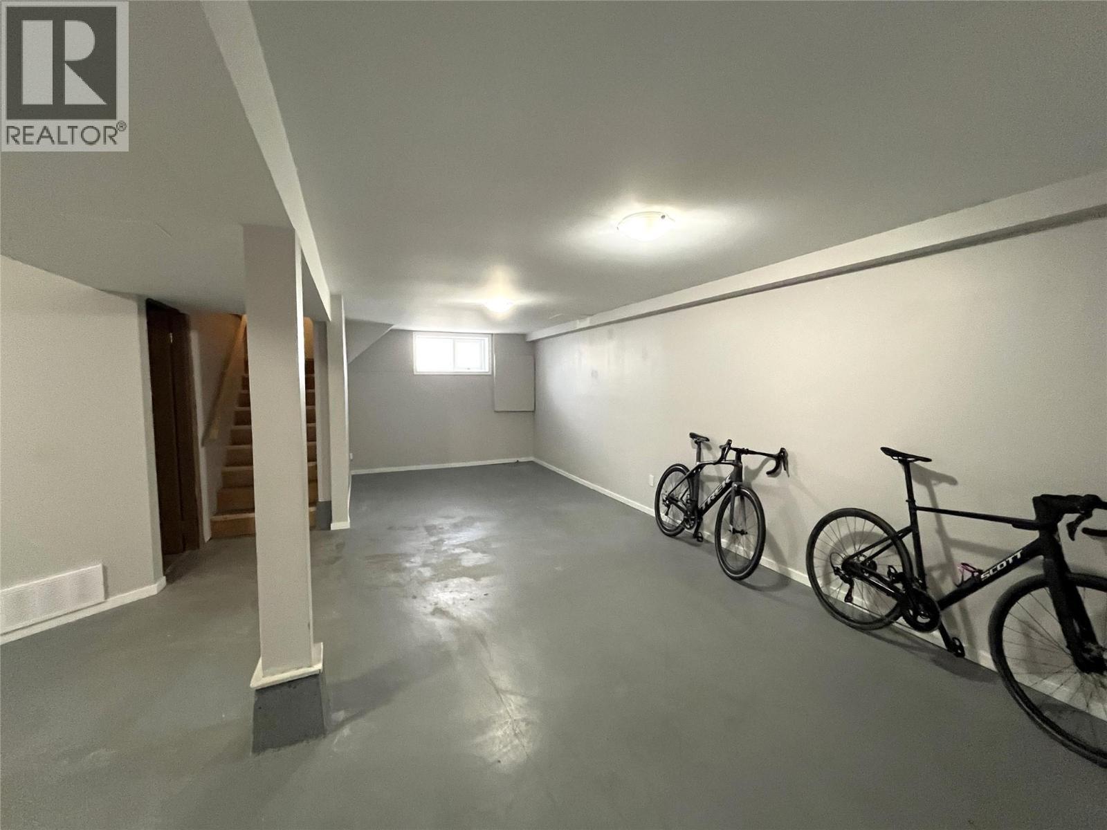 872 Selkirk Avenue, Kamloops, BC