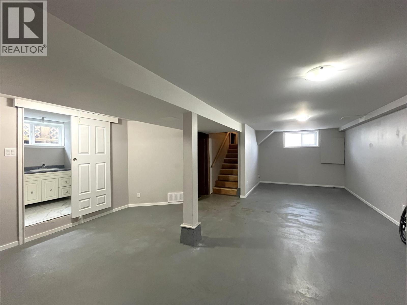 872 Selkirk Avenue, Kamloops, BC