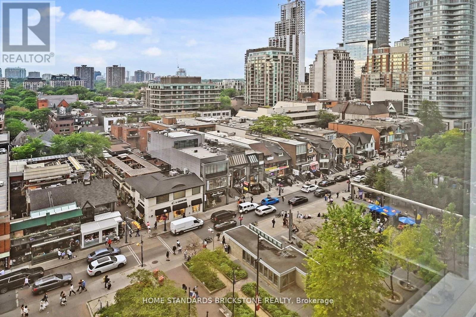 1009 - 110 Bloor Street W, Toronto, ON