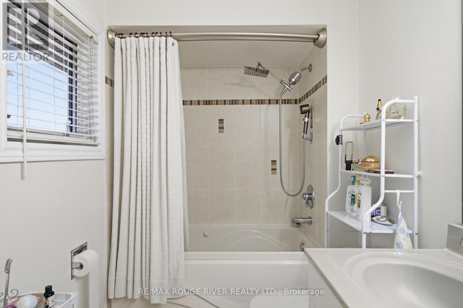561 Cattail Court, Pickering, ON