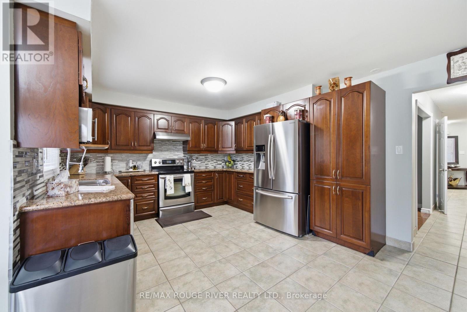 561 Cattail Court, Pickering, ON