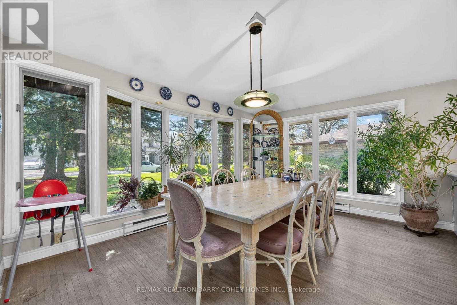 18 Brian Cliff Drive, Toronto, ON