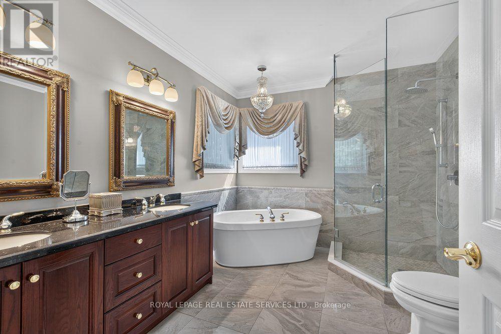 36 Worthington Drive, Clarington, ON