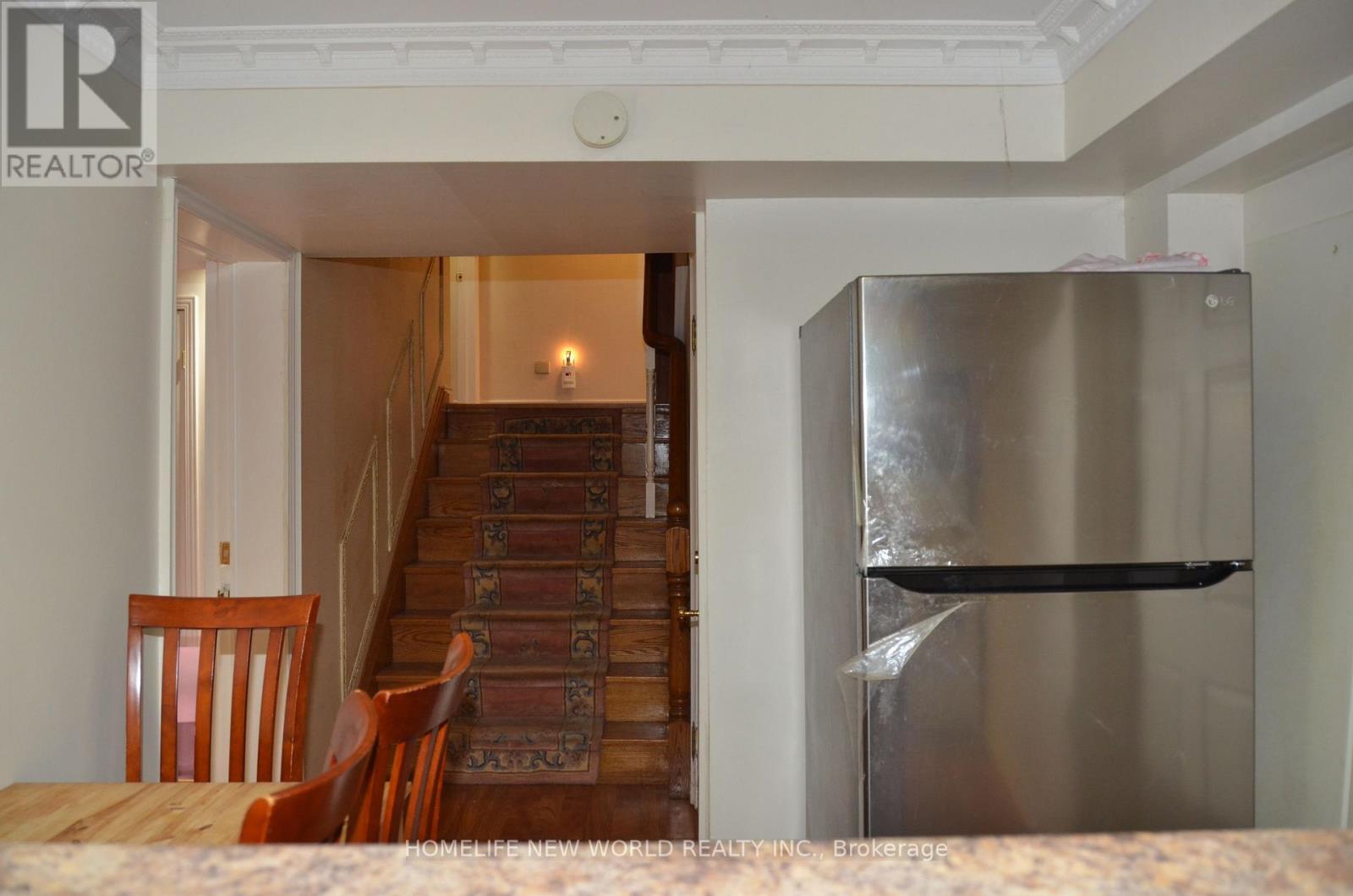 15 Brantley Crescent, Toronto, ON
