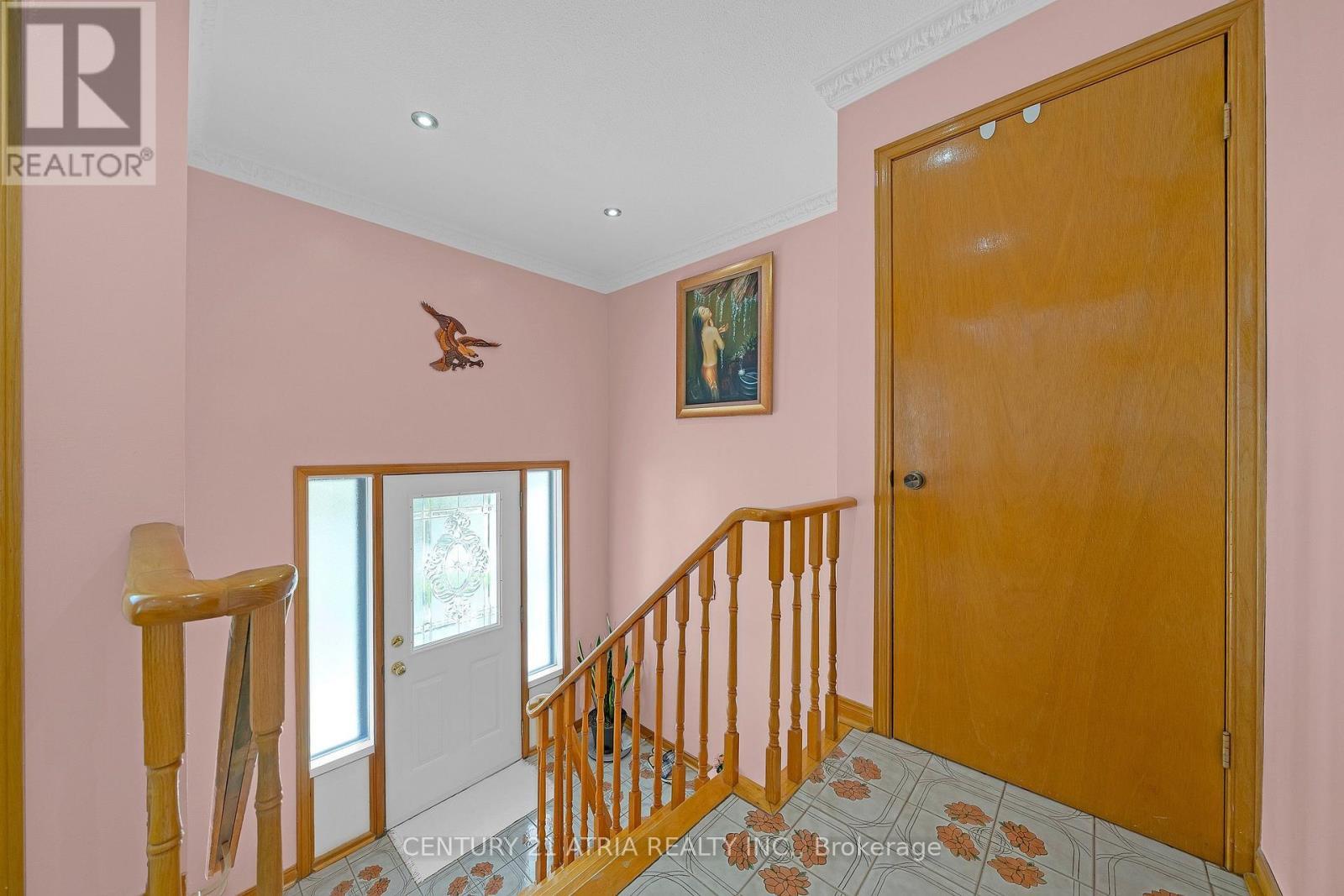 34 Sawmill Road, Toronto, ON