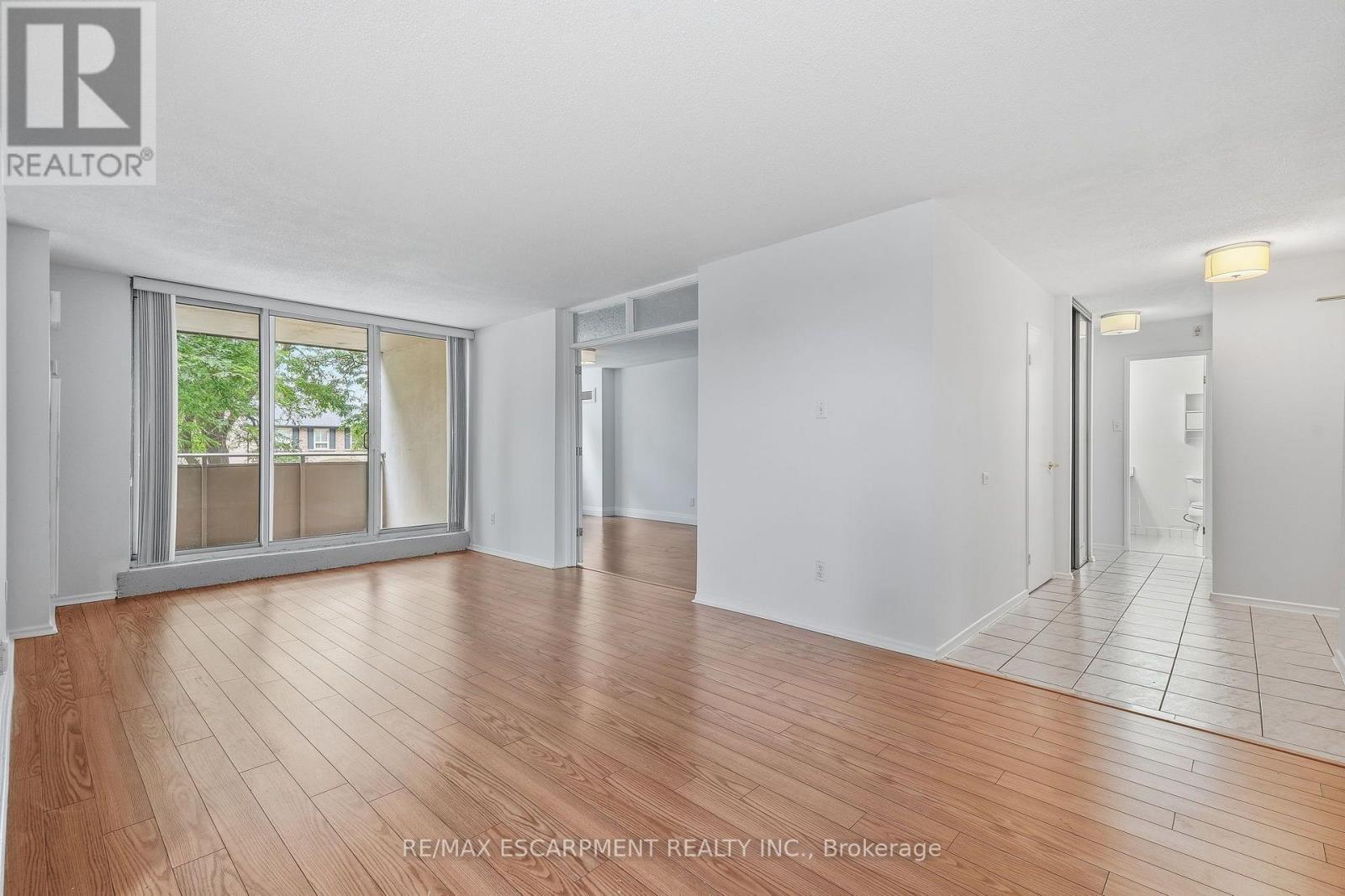 203 - 1415 Ghent Avenue, Burlington, ON