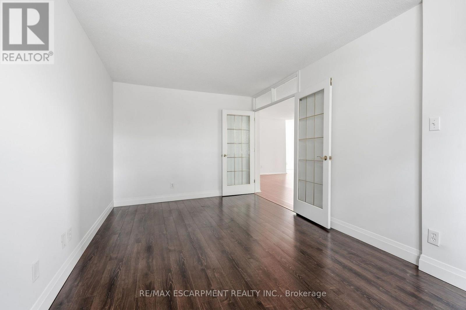 203 - 1415 Ghent Avenue, Burlington, ON