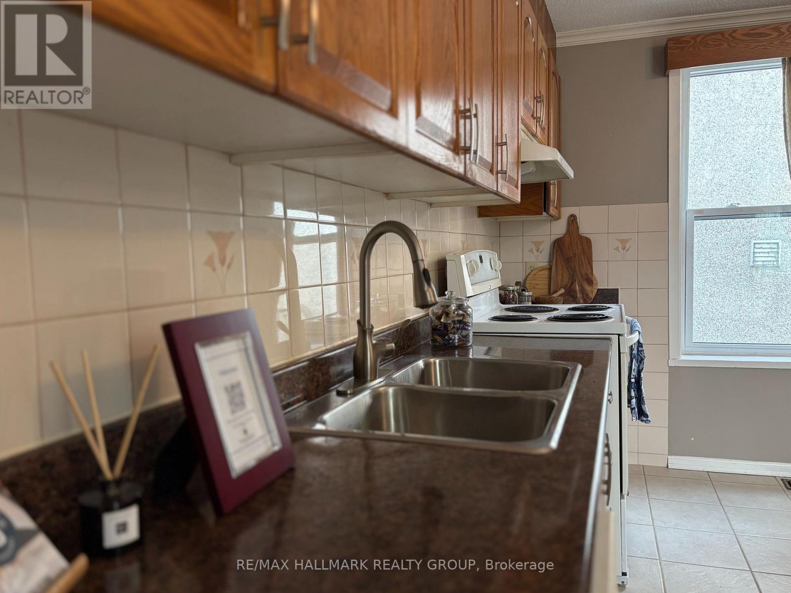 53 Louisa Street, Ottawa, ON