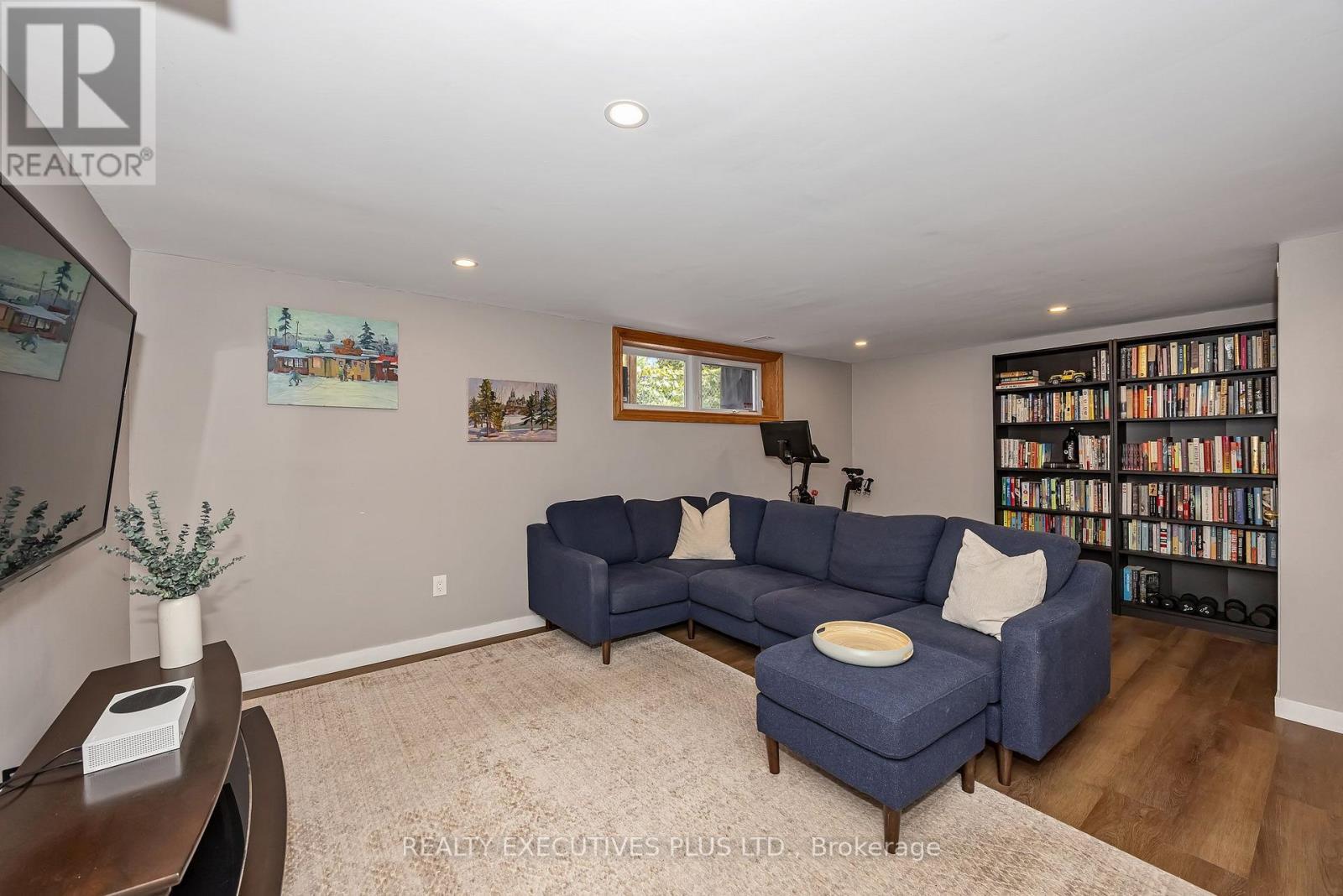 1533 Payette Drive, Ottawa, ON