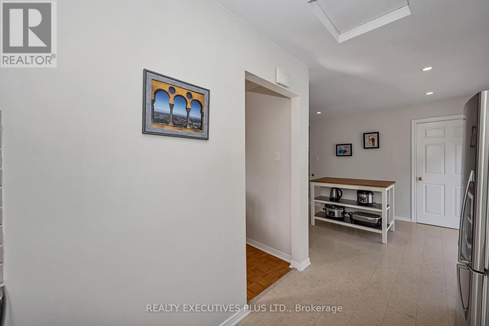 1533 Payette Drive, Ottawa, ON