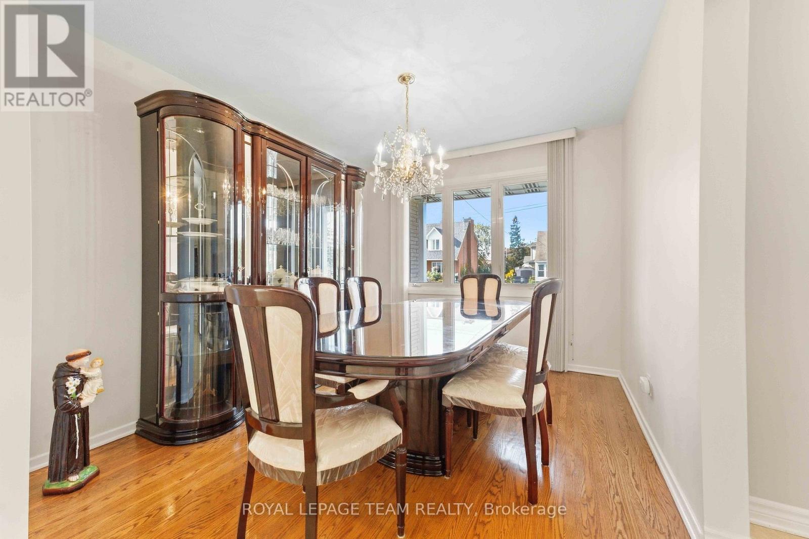 1515 Valmarie Avenue, Ottawa, ON