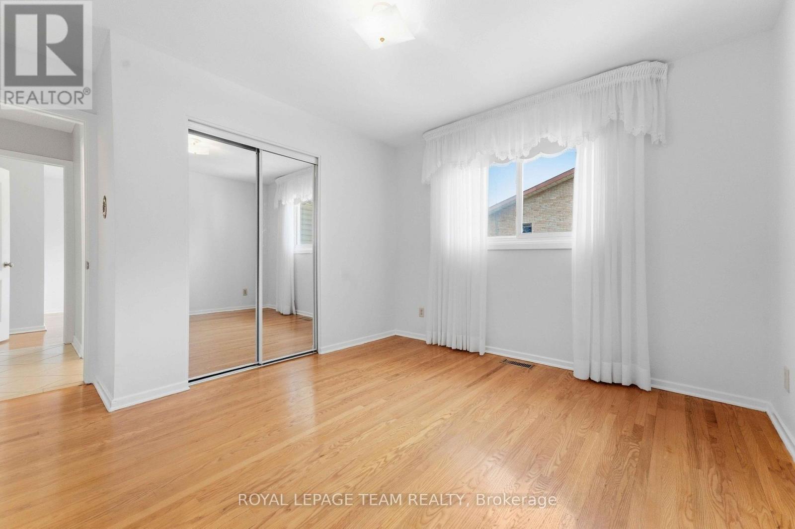 1515 Valmarie Avenue, Ottawa, ON