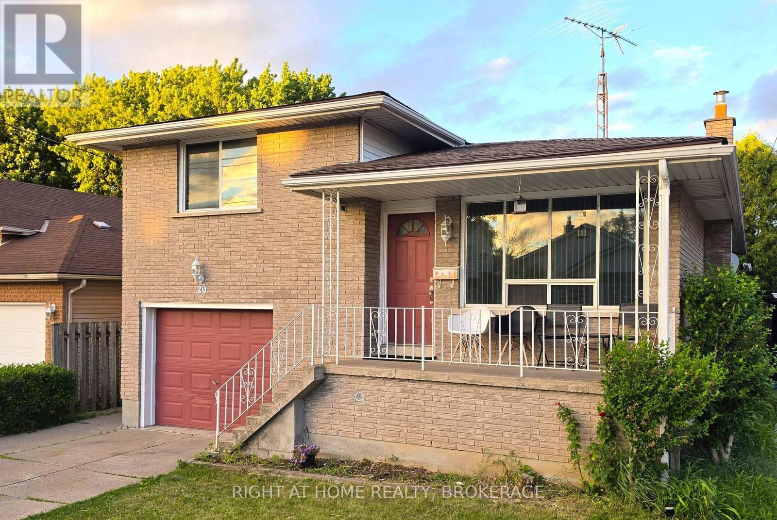 20 Augusta Avenue, St. Catharines (Facer), ON