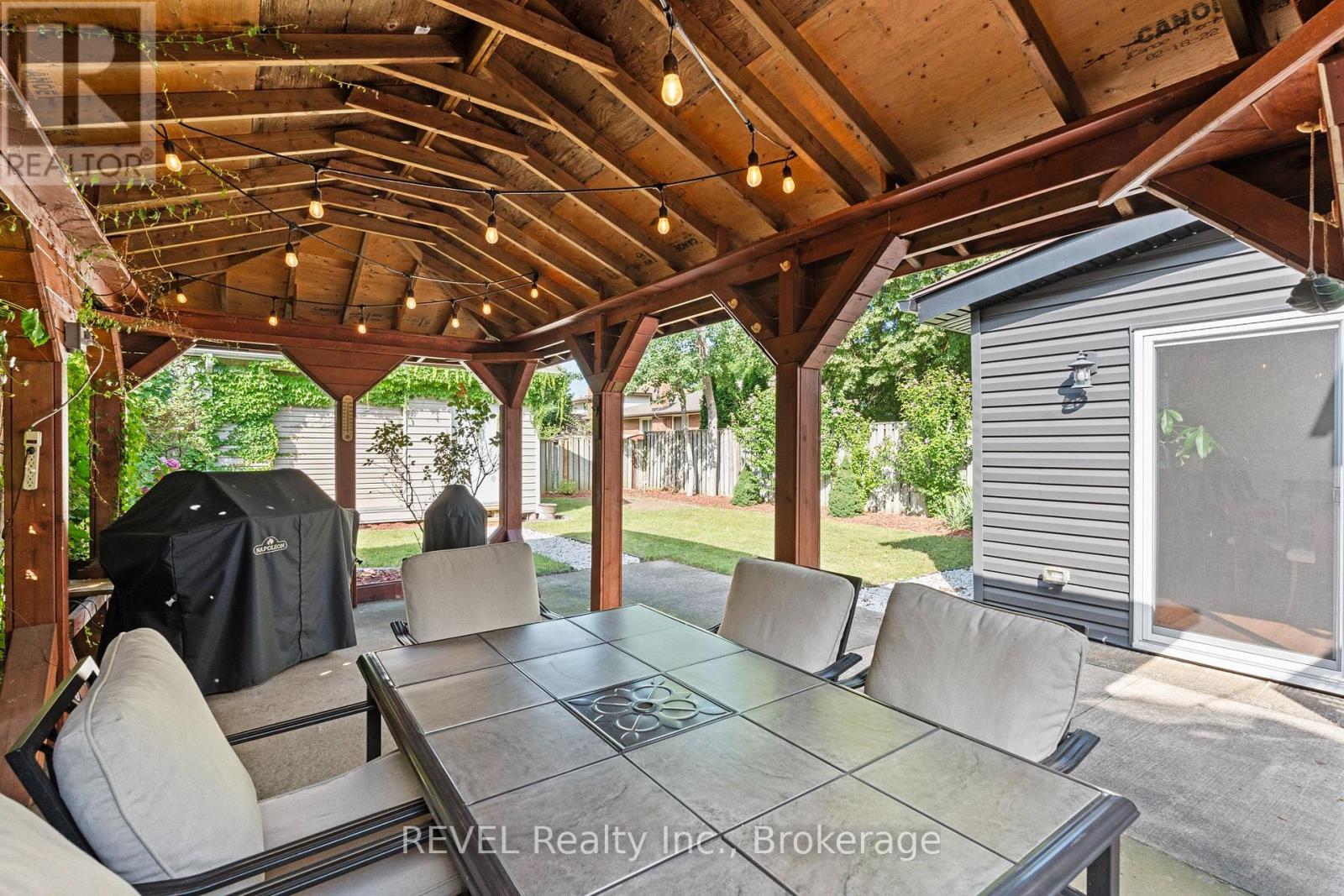 28 Black Knight Road, St. Catharines (Lakeport), ON