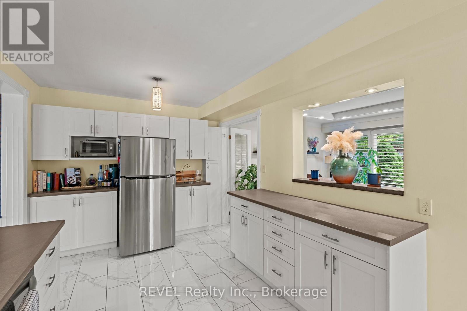 28 Black Knight Road, St. Catharines (Lakeport), ON