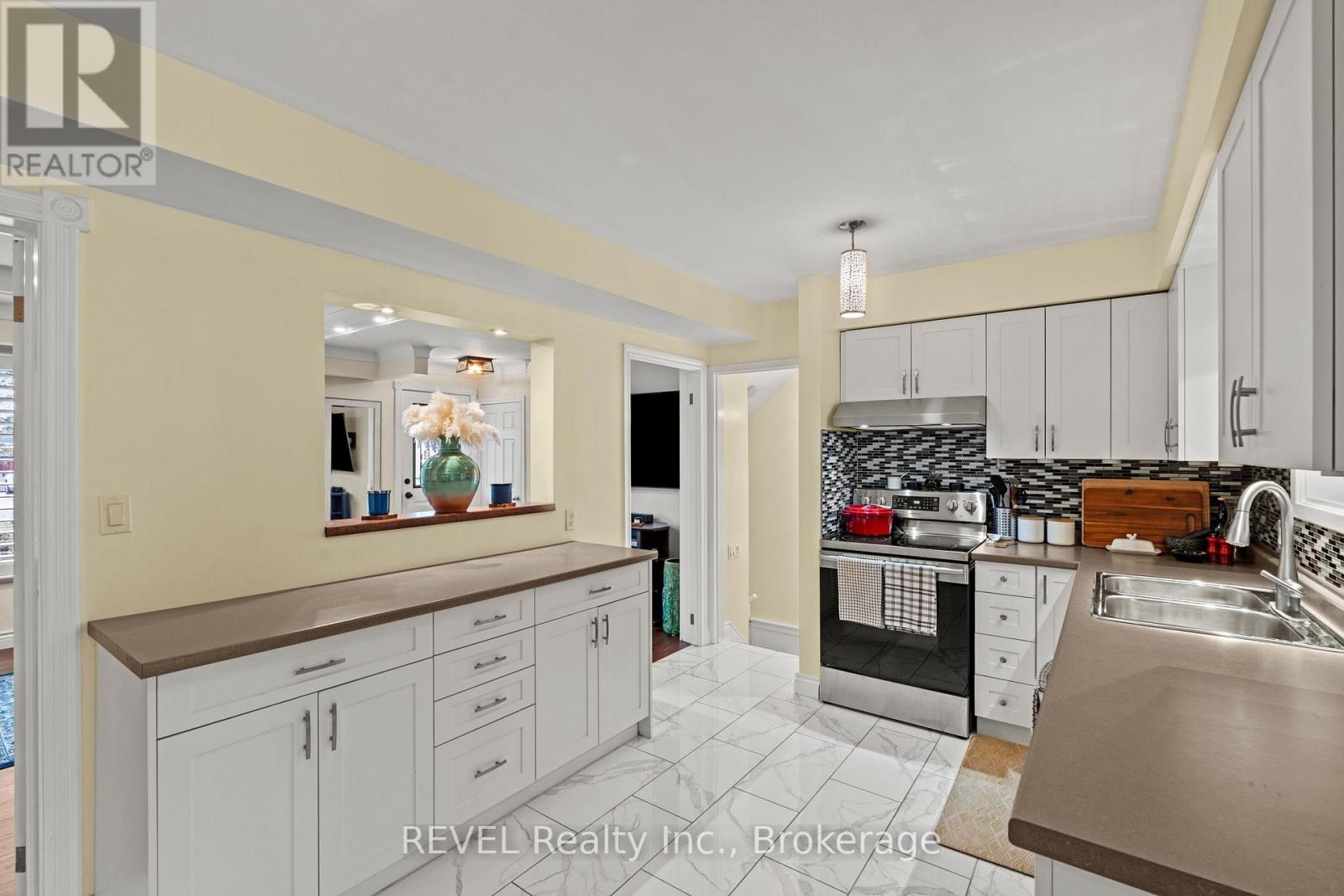 28 Black Knight Road, St. Catharines (Lakeport), ON