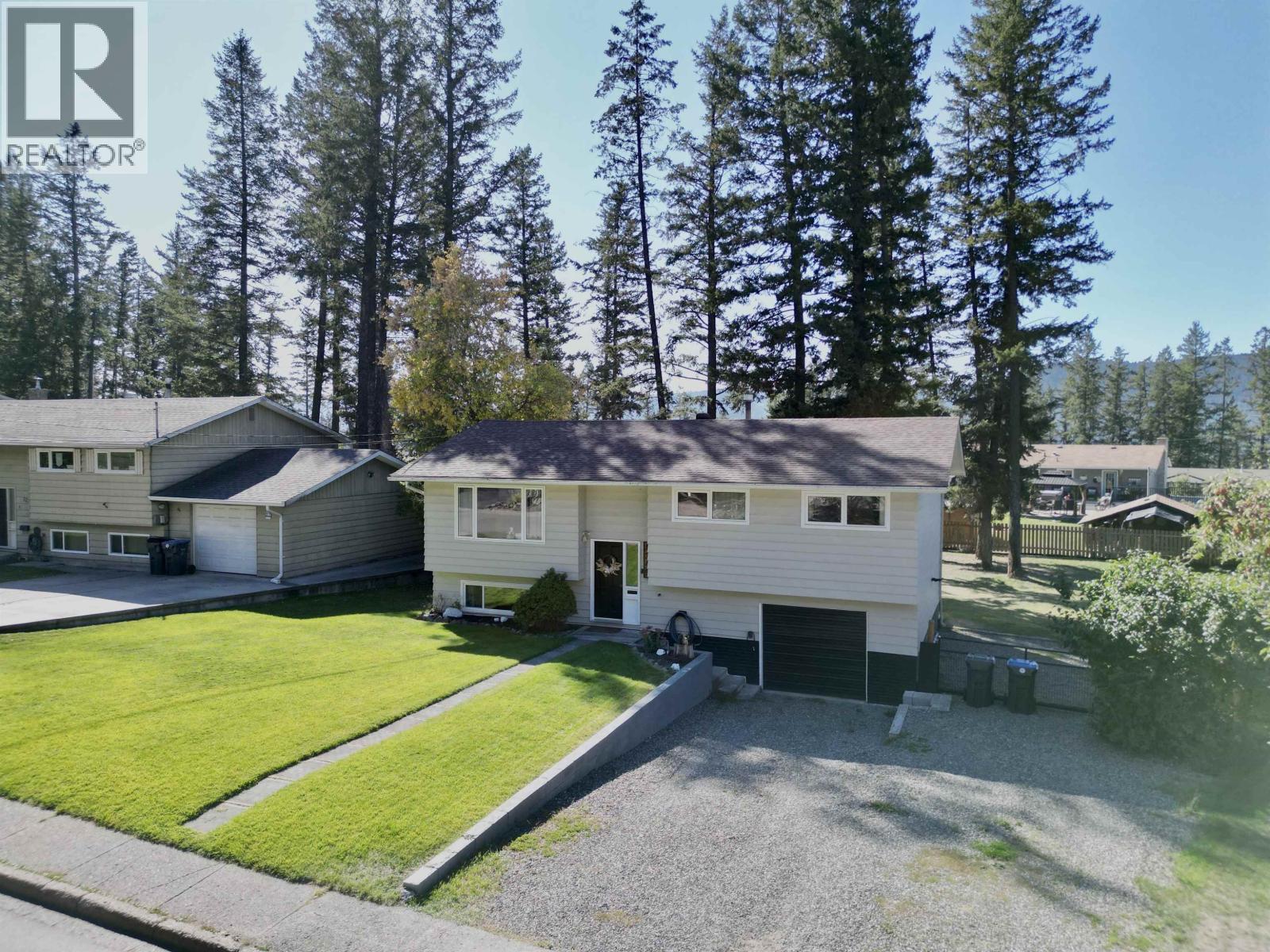 1245 N Twelfth Avenue, Williams Lake, BC