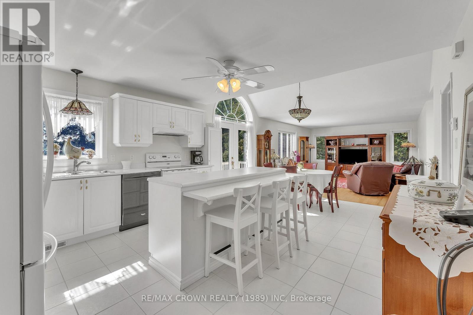 870 Highway 17 E, North Bay (Widdifield), ON
