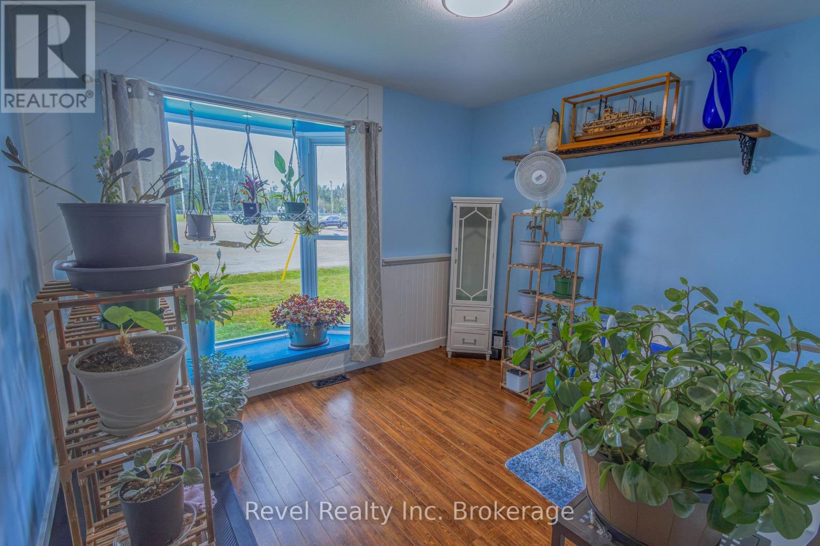 2 Lincoln Avenue, South River, ON