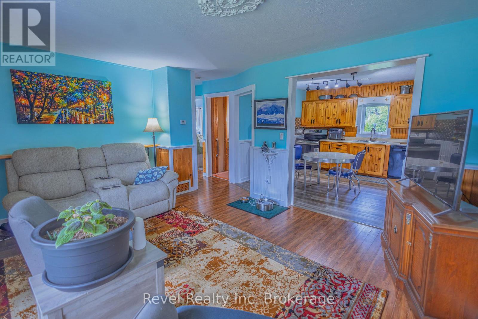 2 Lincoln Avenue, South River, ON