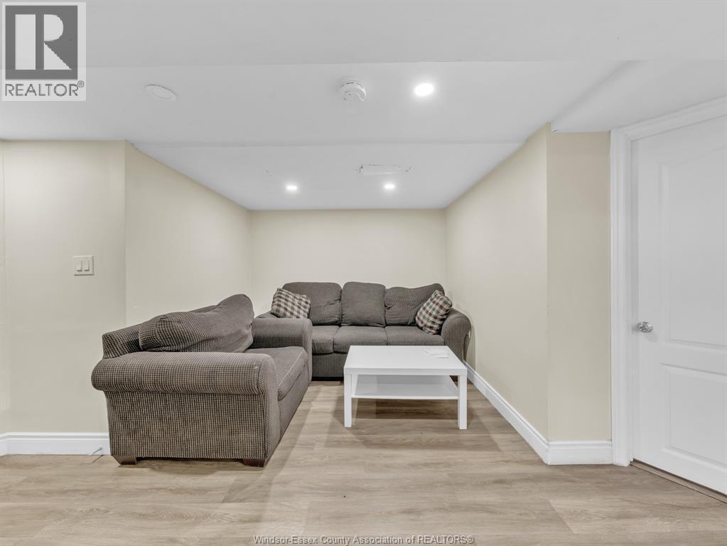 3551 Dominion Boulevard, Windsor, ON