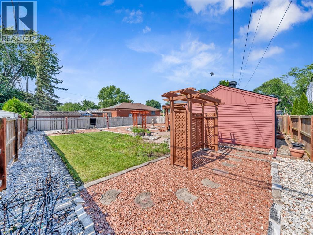 3551 Dominion Boulevard, Windsor, ON