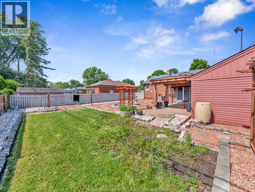 3551 Dominion Boulevard, Windsor, ON