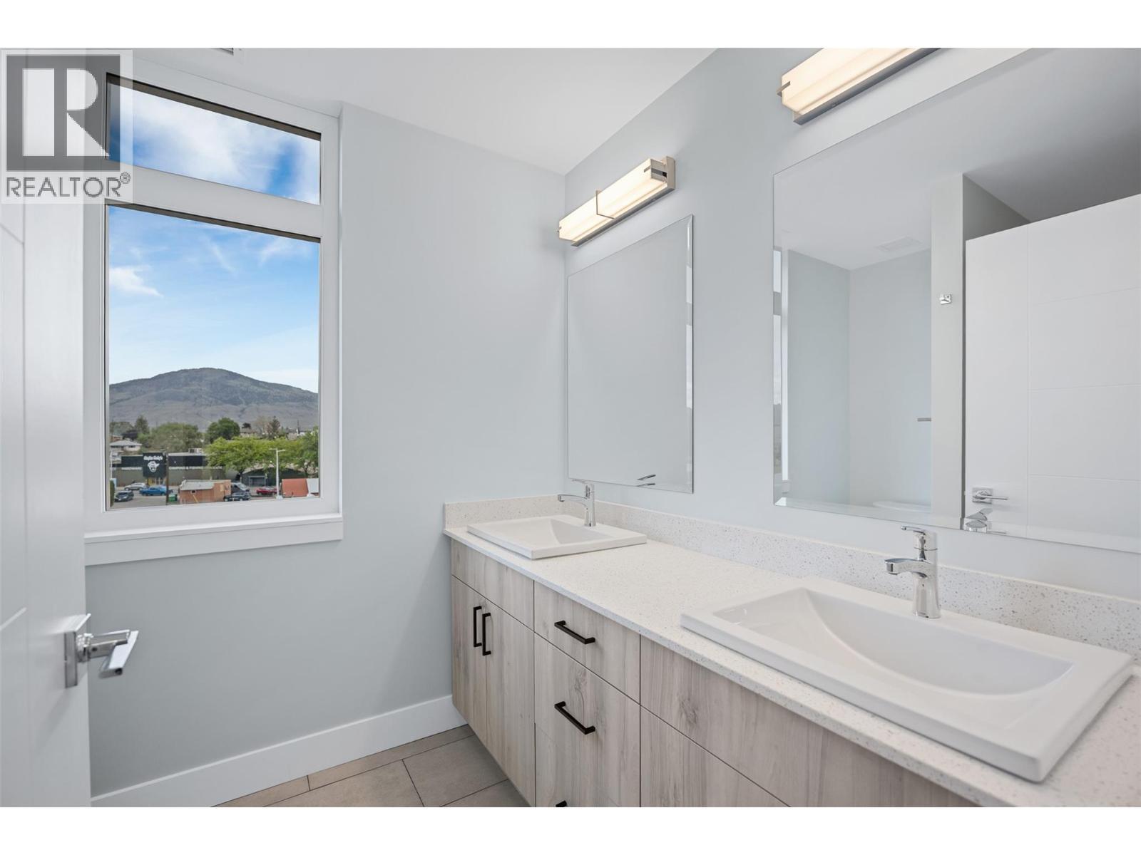 215 Royal Avenue Unit# 401, Kamloops, BC