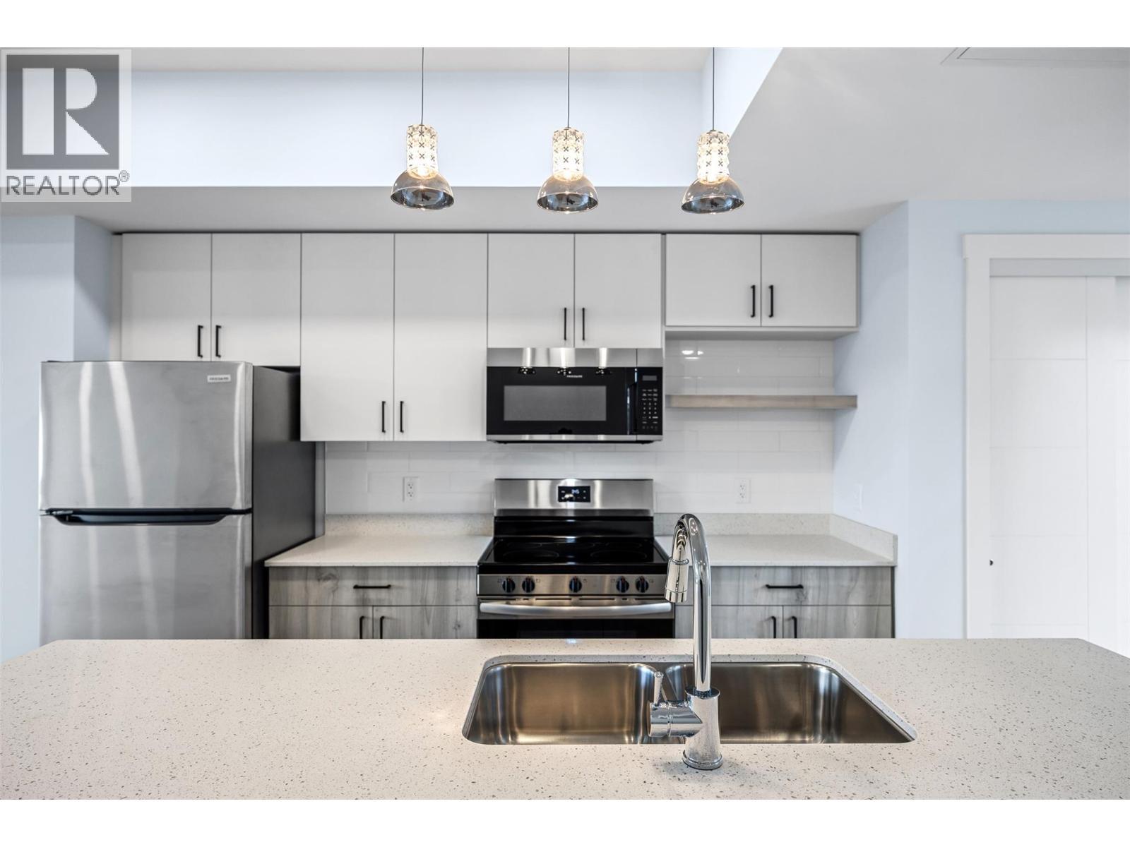 215 Royal Avenue Unit# 401, Kamloops, BC