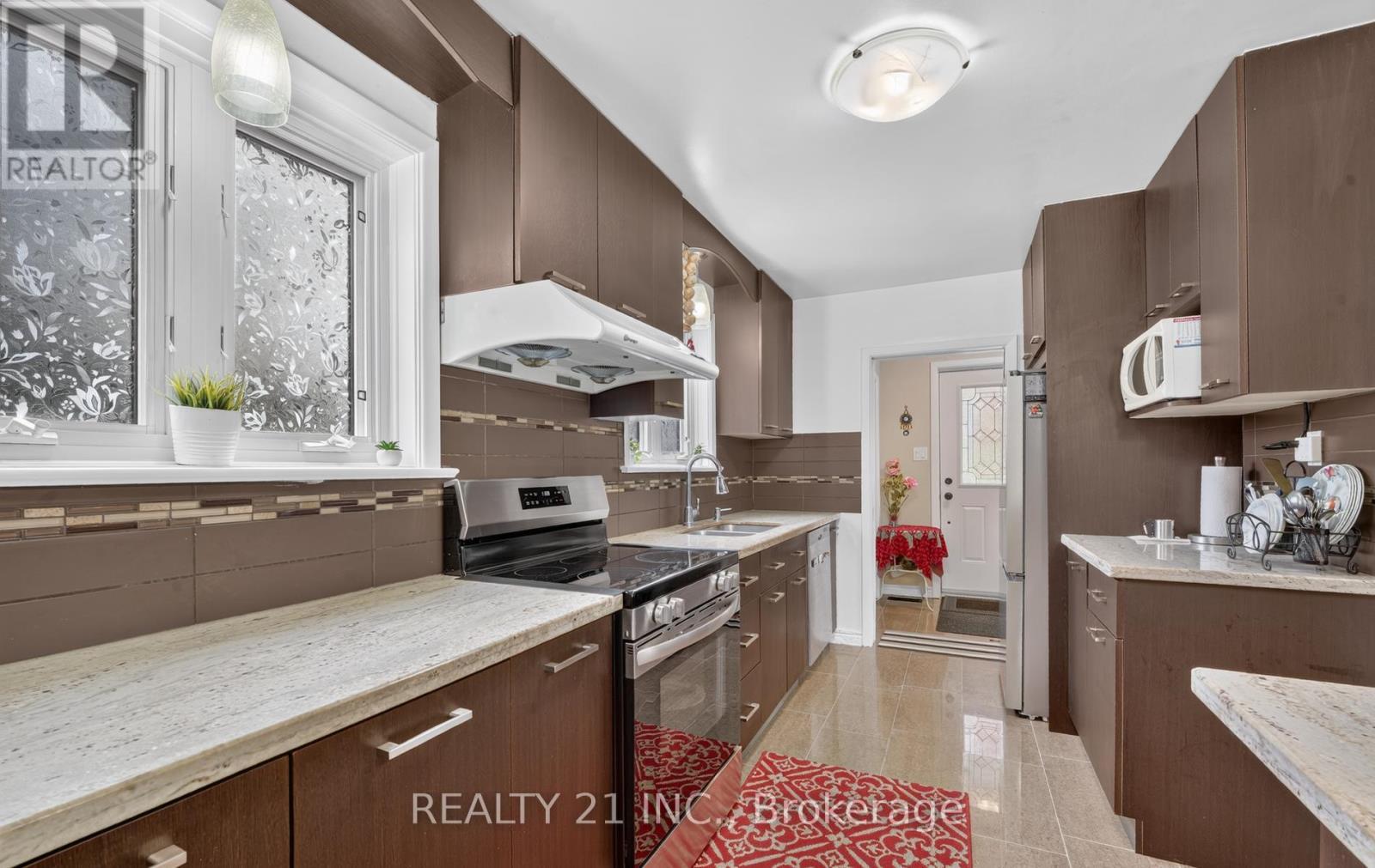 16 Baltray Crescent, Toronto, ON