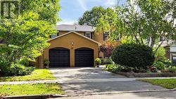 45 PINNACLE ROAD Toronto, ON M2L 2V6
