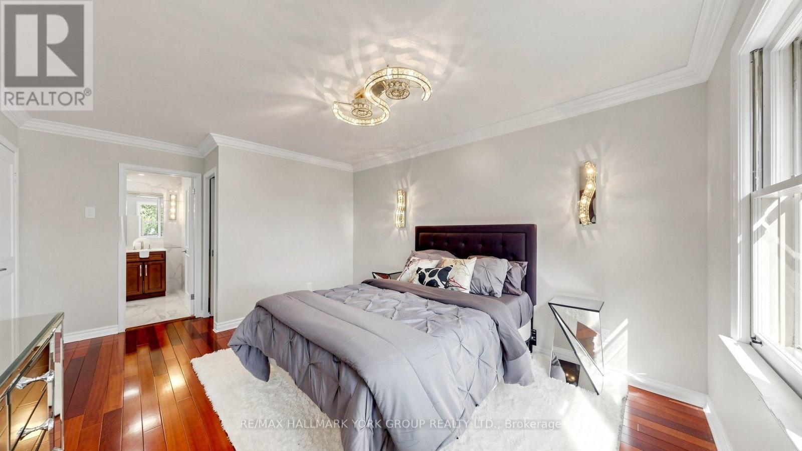 45 Pinnacle Road, Toronto, ON