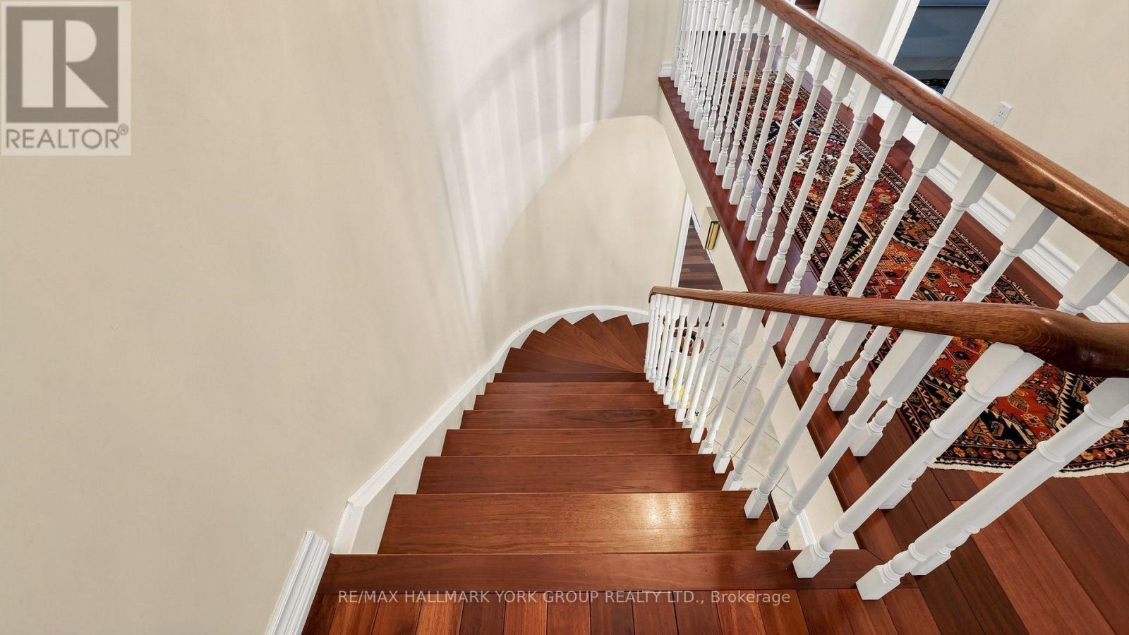 45 Pinnacle Road, Toronto, ON