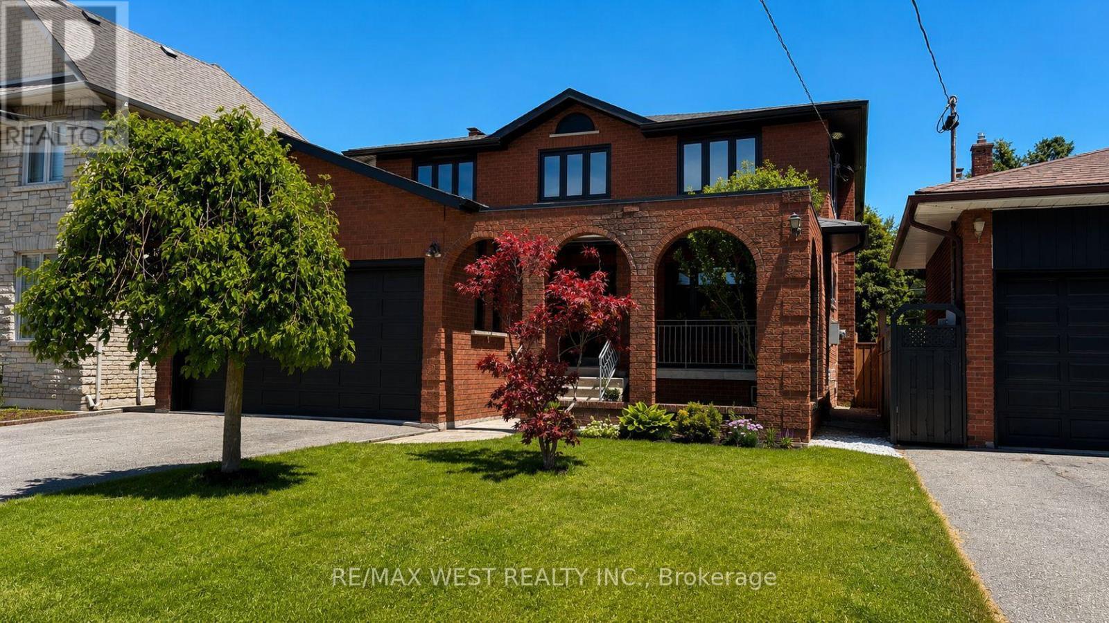 65 Foch Avenue, Toronto, ON