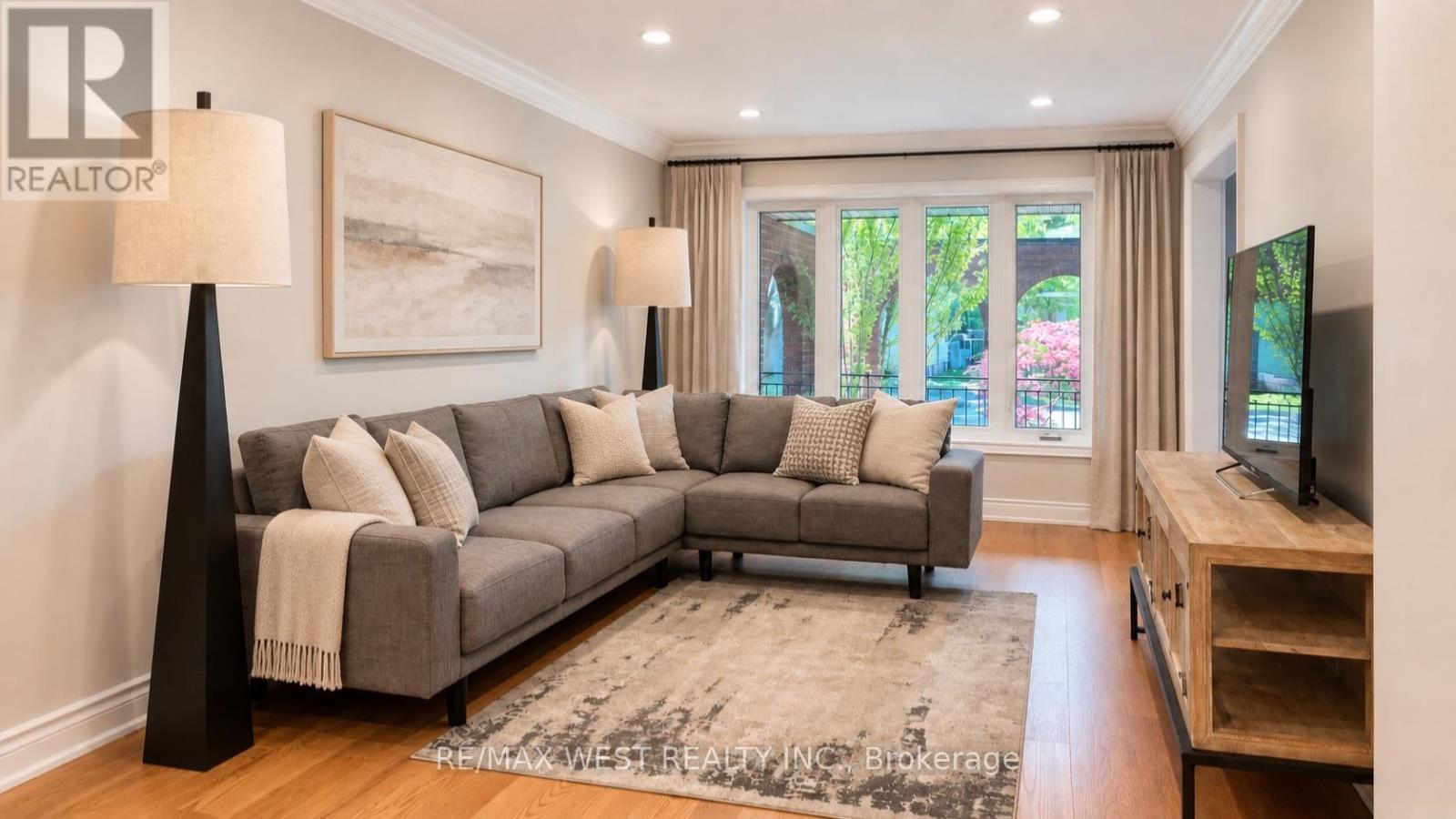 65 Foch Avenue, Toronto, ON