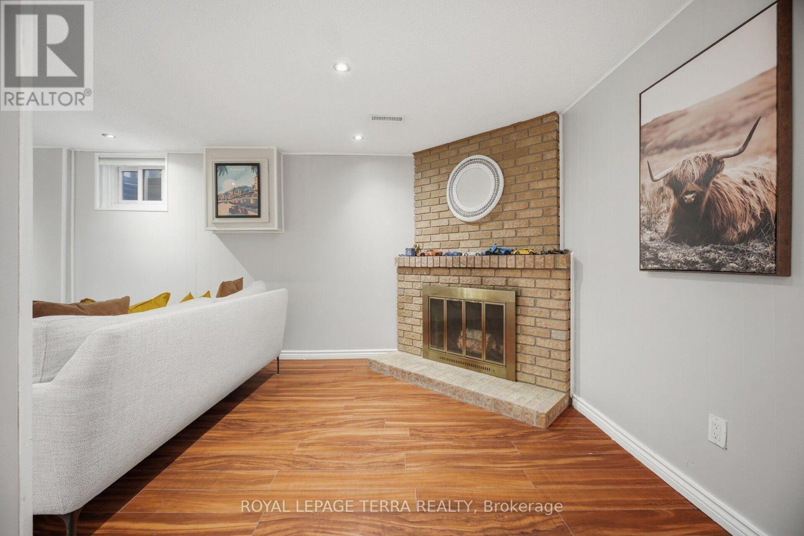 138 - 1951 Rathburn Road E, Mississauga, ON